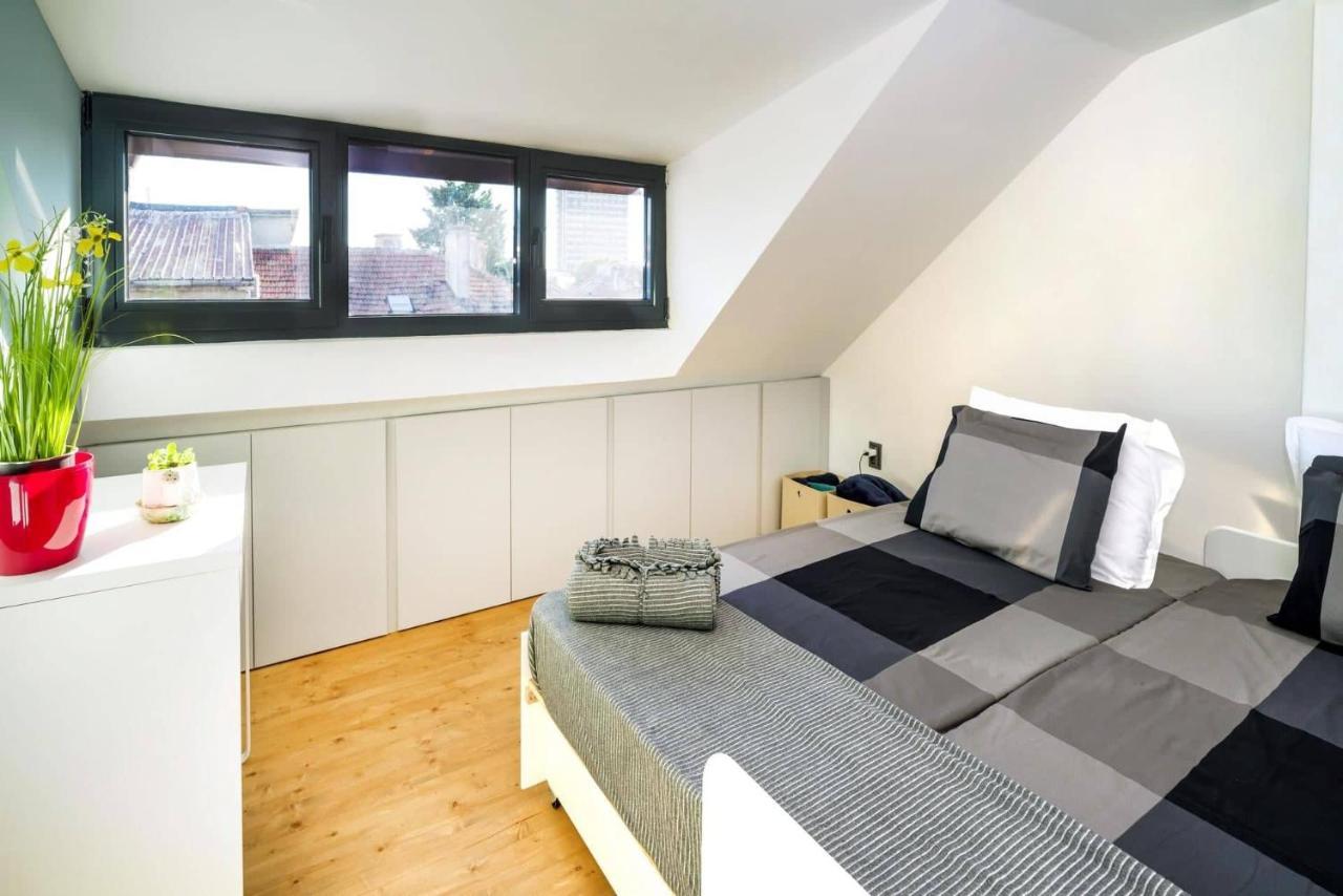 Peace & Quiet Apartment Burgasz Kültér fotó